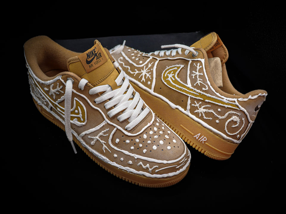 1Hand_crafted__Holiday_Christmas_Gingerbread_Air_Force_1