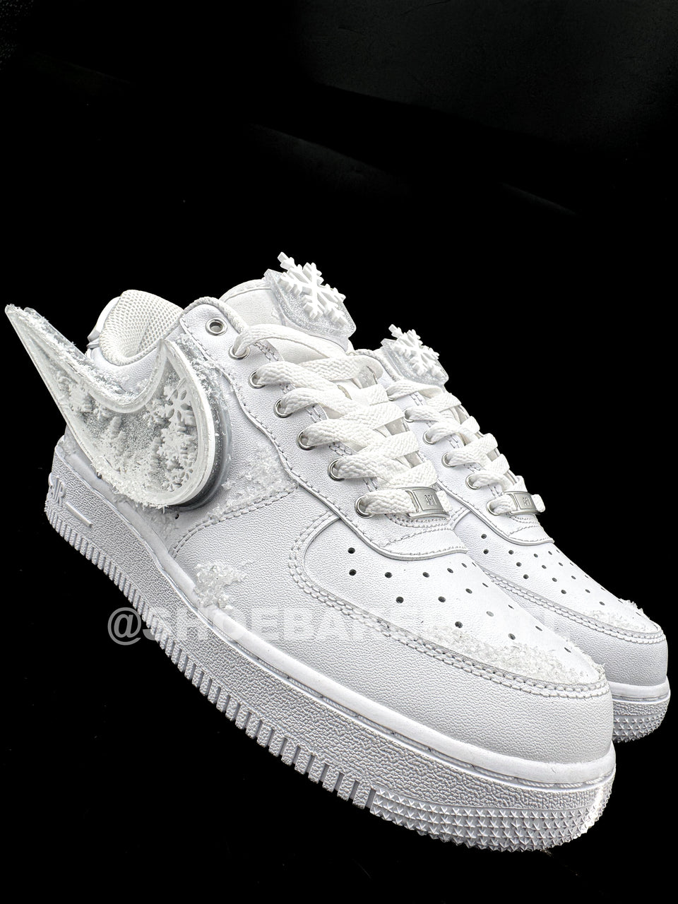 Snow Globe - Wonderland